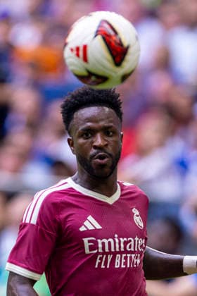 15.08.2026, Fussball, Testspiel FC Schalke 04 - Real Madrid CF. Vinicius Junior (Real Madrid CF) fokussiert den Ball. Gelsenkirchen Veltins Arena NRW Deutschland xRHR-FOTO DEx *** August 15, 2026, Soccer, Friendly Match: FC Schalke 04 vs. Real Madrid CF; Vinicius Junior of Real Madrid CF focuses on the ball; Gelsenkirchen, Veltins Arena, North Rhine-Westphalia, Germany; xRHR PHOTO DEx Copyright: DennisxEwert RHR-FOTOx RHR-FOTO DE