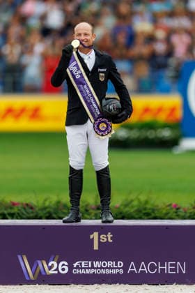 AACHEN - FEI World Championships 2026, AACHEN - FEI World Championships 2026 JUNG Michael (GER) Medal ceremony Individual Medaillenvergabe Einzelentscheidung FEI Eventing World Championship, WM, Weltmeisterschaft Jumping Final Team & Individual Aachen, Reitstadion Soers 16. August 2026 - *** AACHEN FEI World Championships 2026, AACHEN FEI World Championships 2026 JUNG Michael GER Medal Ceremony – Individual – Medal Presentation – Individual Competition – FEI Eventing World Championship – Jumping Final – Team and Individual – Aachen, Soers Equestrian Stadium, August 16, 2026