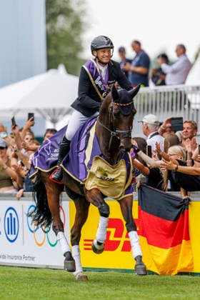 AACHEN - FEI World Championships 2026, AACHEN - FEI World Championships 2026 JUNG Michael (GER), Fischerchipmunk FRH Medal ceremony Individual Medaillenvergabe Einzelentscheidung FEI Eventing World Championship, WM, Weltmeisterschaft Jumping Final Team & Individual Aachen, Reitstadion Soers 16. August 2026 - *** 2026 FEI World Championships in Aachen, AACHEN FEI World Championships 2026 JUNG Michael GER, Fischerchipmunk FRH Medal Ceremony – Individual Eventing FEI World Championship Jumping Final – Team and Individual Events – Aachen, Soers Equestrian Stadium, August 16, 2026
