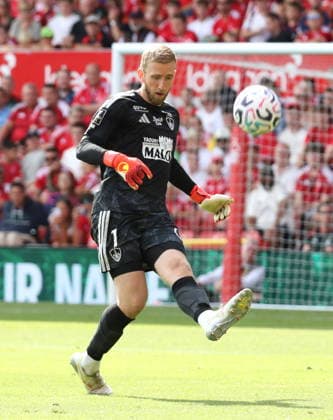 UK: Nottingham Forest v Stade Brestois 29, Friendly, 16 August 2026 Stade Brestois goalkeeper Egil Selvik Nottingham The City Ground Nottinghamshire England Copyright: xDanxWestwell:xSPORTPIX.ORG.UKx