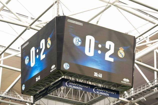 16.08.2026: Fußball: FC Schalke 04 - Real Madrid, Testspiel in der Veltins Arena Gelsenkirchen. Zwischen- und Halbzeitstand 2:0 WICHTIGER HINWEIS: Gemäß den Vorgaben der DFL und des DFB ist es untersagt, in dem Stadion und oder vom Spiel angefertigte Fotoaufnahmen in Form von Sequenzbildern und oder videoähnlichen Fotostrecken zu verwerten bzw. verwerten zu lassen. *** August 16, 2026: Soccer match between FC Schalke 04 and Real Madrid, friendly match at the Veltins Arena in Gelsenkirchen. Halftime score: 2–0. IMPORTANT NOTICE: In accordance with the regulations of the DFL and the DFB, it is prohibited to use or allow the use of photographs taken in the stadium and or during the match in the form of sequential images and or video-like photo series Copyright: xJamesxZabelx