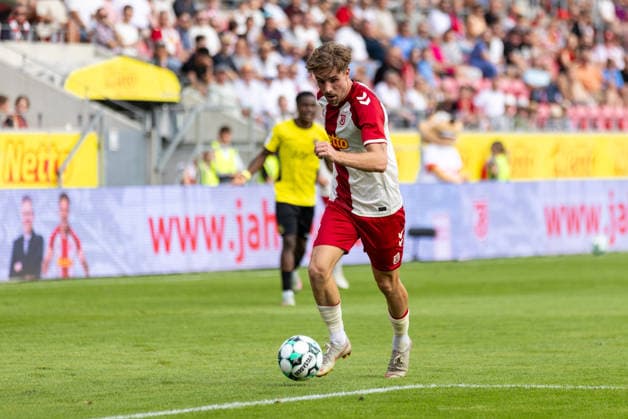 16.08.2026, Fussball, GER, Saison, 3.Liga, Saision 2026 2027, 02. Spieltag, SSV Jahn Regensburg - 1.FC Saarbrücken David Philipp (SSV Jahn Regensburg) DFL REGULATIONS PROHIBIT ANY USE OF PHOTOGRAPHS AS IMAGE SEQUENCES AND OR QUASI-VIDEO. *** August 16, 2026, Soccer, GER, Season, 3rd Division, 2026–2027 Season, Matchday 2, SSV Jahn Regensburg vs. 1. FC Saarbrücken, David Philipp, SSV Jahn Regensburg. DFL regulations prohibit any use of photographs as image sequences and or quasi-video.