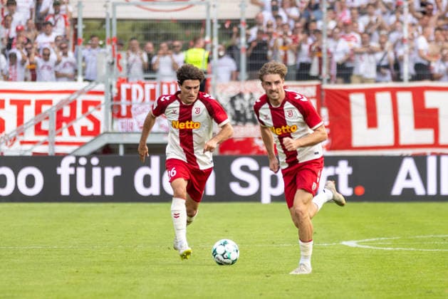 16.08.2026, Fussball, GER, Saison, 3.Liga, Saision 2026 2027, 02. Spieltag, SSV Jahn Regensburg - 1.FC Saarbrücken Benedikt Bauer (SSV Jahn Regensburg) und David Philipp (SSV Jahn Regensburg) DFL REGULATIONS PROHIBIT ANY USE OF PHOTOGRAPHS AS IMAGE SEQUENCES AND OR QUASI-VIDEO. *** August 16, 2026, Soccer, GER, Season, 3rd Division, 2026–2027 Season, Matchday 2, SSV Jahn Regensburg vs. 1. FC Saarbrücken, Benedikt Bauer (SSV Jahn Regensburg) and David Philipp (SSV Jahn Regensburg). DFL regulations prohibit any use of photographs as image sequences and or quasi-video.