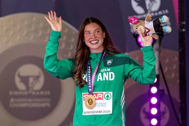 2026 European Athletics Championships, Alexander Stadium, Birmingham, England 16 8 2026 Women™s Heptathlon Medal Ceremony Ireland™s Kate O™Connor celebrates after receiving her gold medal Kate O™Connor celebrates after receiving her gold medal 16 8 2026  Copyright: xx 0U6A8361