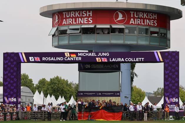 Siegerehrung Einzel, 1. Patz, Weltmeister, Michael Jung (GER, Deutschland, Germany), Pferd fischerChipmunk FRH, Chipmunk FRH, Das Team hinter dem Team, Vielseitigkeit , FEI Eventing World Championship, WM, Weltmeisterschaft , DHL-Preis, Einzel Mannschaft, AACHEN - FEI World Championships 2026, Weltfest des Pferdesports, Reitsport Weltmeisterschaft 2026, Aachen 2026, Welcome Home 2026, Aachener Soers, 11. bis 23. August 2026, Reitsport, 16.08.2026, Aachen Aachener Soers Deutschland *** Individual Medal Ceremony, 1st Place, World Champion, Michael Jung GER, Germany, Horse: fischerChipmunk FRH, Chipmunk FRH, The Team Behind the Team, Eventing, FEI Eventing World Championship, DHL Prize, Individual and Team, AACHEN FEI World Championships 2026, World Festival of Equestrian Sports, 2026 Equestrian World Championships, Aachen 2026, Welcome Home 2026, Aachen Soers, August 11–23, 2026, Equestrian Sports, August 16, 2026, Aachen Soers, Germany