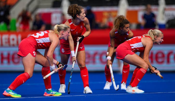 Hockey World Cup Day Two England line up to receive a short corner during the match against South Africa in Pool D of the 2026 FIH Hockey World Cup at Wagener Stadium, Amstelveen 16 08 2026 UK Newspapers OUT Copyright: xGraemexWilcocksonx FIL-23788-0084
