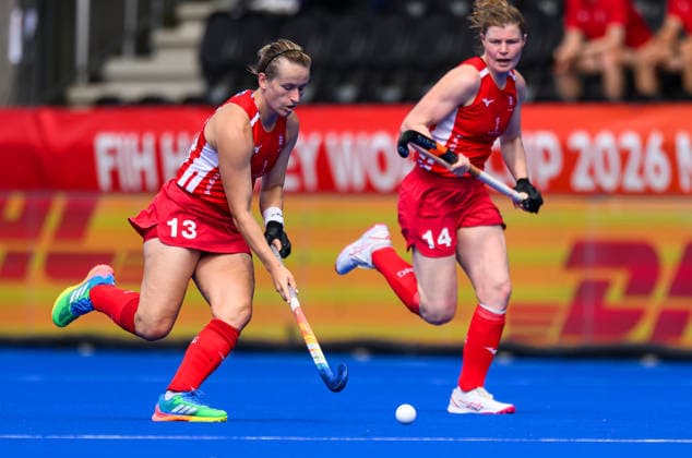 Hockey World Cup Day Two Ellie Rayer of England breaks away with the ball during the Pool D match between England and South Africa in the 2026 FIH Hockey World Cup at Wagener Stadium, Amstelveen 16 08 2026 UK Newspapers OUT Copyright: xGraemexWilcocksonx FIL-23788-0094