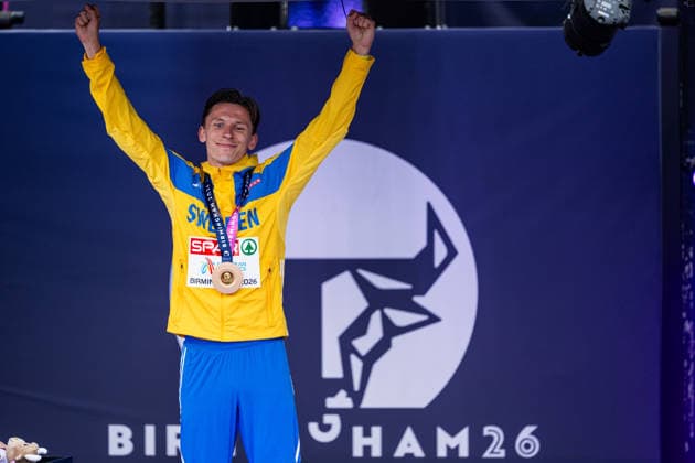 260816 Andreas Almgren of Sweden at the medal ceremony after winning men s 10 000 meter during day 7 of the 2026 European Athletics Championships on August 16, 2026 in Birmingham. Photo: Mathias Bergeld BILDBYRAN kod MB MT1072 friidrott athletics friidrett friidrotts-em em friidretts-em 2026 european athletics championships 7 bbeng *** August 16, 2026: Andreas Almgren of Sweden at the medal ceremony after winning the men’s 10,000-meter race on Day 7 of the 2026 European Athletics Championships on August 16, 2026 in Birmingham. Photo by Mathias Bergeld, BILDBYRAN, code MB MT1072. track and field, athletics, friidrett, friidrotts EM, 2026 European Athletics Championships, Day 7, BBENG  Copyright: MATHIASxBERGELD BB260816MB071