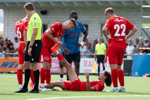 KERZERS, FRIBOURG, SWITZERLAND - AUGUST 16: Ivo Rodrigues of FC Kerzers shows signs of cramp during the Swiss Cup first round match between FC Kerzers and FC Sion at Stadion Erli on August 16, 2026 in Kerzers, Fribourg, Switzerland.  Copyright: xLivioxBaeriswylx xSPPx Sportspressphoto_SPR209021