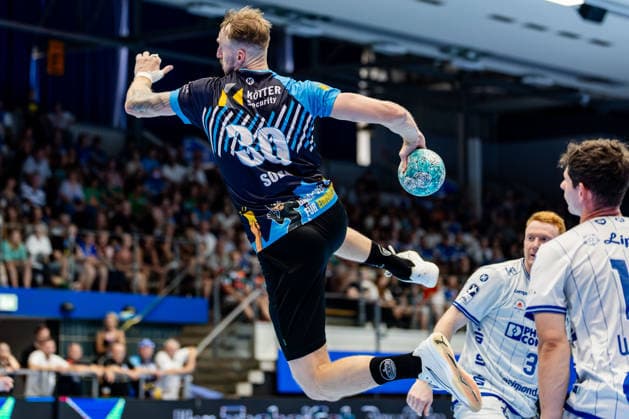 16.08.2026, GER, Handball, Maenner, Saison 26 27, Wartburg-Cup presented by Koetter Security, ThSV Eisenach - TBV Lemgo Lippe Dominik Solak (ThSV Eisenach,30) 99817 Eisenach Werner-Assmann-Halle Am Sportp Thueringen Deutschland *** August 16, 2026, GER, Handball, Men, 2026–2027 Season, Wartburg Cup presented by Koetter Security, ThSV Eisenach vs. TBV Lemgo Lippe, Dominik Solak (ThSV Eisenach), 30 99817 Eisenach, Werner Assmann Hall, Am Sportpark, Thuringia, Germany