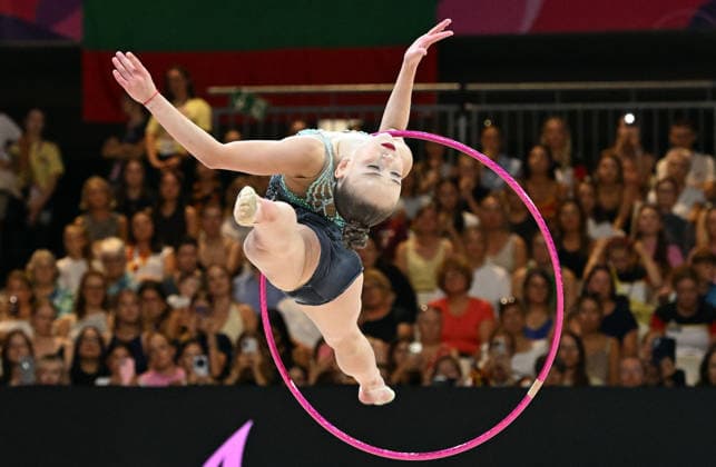 16.08.2026, xhbx, Rhythmische Sportgymnastik Weltmeisterschaft 2026, v.l. Stiliana Nikolova (Bulgarien) Reifen Frankfurt am Main *** August 16, 2026, xhbx, 2026 Rhythmic Gymnastics World Championships, from left: Stiliana Nikolova (Bulgaria), hoop, Frankfurt am Main