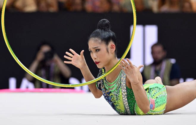 16.08.2026, xhbx, Rhythmische Sportgymnastik Weltmeisterschaft 2026, v.l. Megan Chu (USA) Reifen Frankfurt am Main *** August 16, 2026, xhbx, 2026 Rhythmic Gymnastics World Championships, from left: Megan Chu (USA), hoop, Frankfurt am Main
