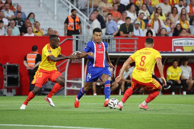 FOOTBALL : RC Lens vs Paris Saint-Germain - TrophÃ e des Champions - 16 08 2026 DÃ sirÃ DOUE (PSG) lors du match RC Lens vs Paris Saint-Germain, TrophÃ e des Champions, stade Bollaert-Delelis, le 16 aoÃ»t 2026 - photo Laurent Sanson PsnewZ  Copyright: xLaurentxSANSONx xPsnewZx