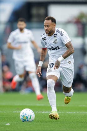 Soccer - Brasileirao 2026 - Vasco Da Gama v Santos RIO DE JANEIRO, BRAZIL - AUGUST 16: NEYMAR of Santos controls the ball during the match between Vasco Da Gama and Santos as part of Brasileirao 2026 at Sao Januario Stadium on August 16, 2026 in Rio de Janeiro, Brazil. Rio de Janeiro Sao Januario Stadium Brazil Copyright: xRuanoxCarneiroxRuanoxCarneirox