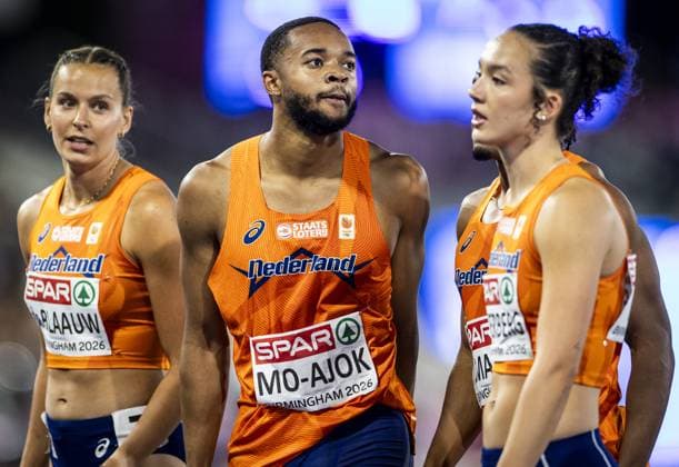 BIRMINGHAM - (lr) Britt de Blaauw, Xavi Mo-Ajok, Jaimie Omalla, Fenna Achterberg after the 4x100 Mixed Relay on the final day of the European Athletics Championships. IRIS VAN DEN BROEK ANP xVIxANPxSportx xxANPxIVx 565640512 originalFilename: 565640512.jpg