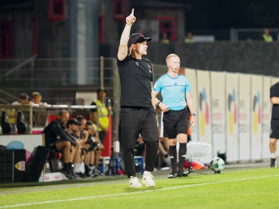 Marian Wilhelm (FC Viktoria Koeln, Trainer) GER, Fussball, VfB Stuttgart II vs. Viktoria Koeln, 3. Liga, 2. Spieltag, Saison 2026 2027, 16.08.2026 GER, Fussball, VfB Stuttgart II vs. Viktoria Koeln, 3. Liga, 2. Spieltag, Saison 2026 2027, 16.08.2026 Aspach *** Marian Wilhelm, FC Viktoria Cologne, Coach, GER, Soccer, VfB Stuttgart II vs. Viktoria Cologne, 3. Liga, Matchday 2, 2026–2027 Season, August 16, 2026 GER, Soccer, VfB Stuttgart II vs. Viktoria Cologne, 3. Liga, Matchday 2, 2026–2027 Season, August 16, 2026 Aspach Copyright: xCarstenxSchweringx EP_CSG