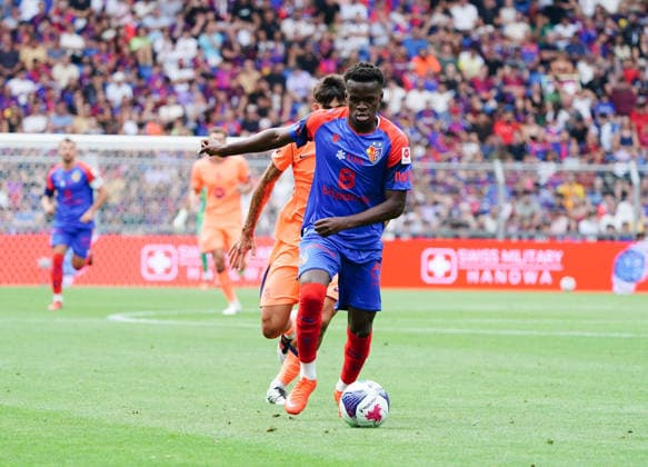 16.08.2026 Schweiz Basel St.Jakob-Park Fssball Herren Saison 2026-2027 Testspiel FC Basel - FC Barcelona, Barca 2:5 Bild. Methino FC Basel Aktion *** August 16, 2026, Switzerland, Basel, St. Jakob Park, Men s Soccer, 2026–2027 Season, Friendly Match: FC Basel vs. FC Barcelona, 2–5, Photo by Methino, FC Basel in action 