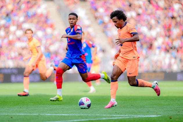 BASEL, SWITZERLAND - AUGUST 16: Karim Adeyemi (14 FC Barcelona, Barca , (right), in action during the friendly match between FC Basel 1893 and FC Barcelona at St. Jakob Park Stadium on August 16, 2026 in Basel, Switzerland.  Copyright: xPriscilaxBütlerx xSPPx Sportspressphoto_SPR209487