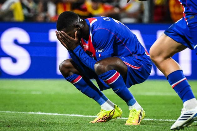 August 16, 2026, Lens, France, France: Ousmane DEMBELE of PSG looks dejected during the Champions Trophy (Trophee des Champions) match between RC Lens and Paris Saint-Germain (PSG) at Bollaert-Delelis Stadium on August 16, 2026 in Lens, France. RC Lens V Paris Saint-Germain - Champions Trophy  - ZUMAm308 20260816_zsp_m308_020 Copyright: xMatthieuxMirvillex
