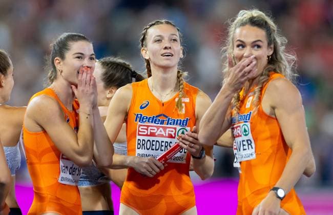 BIRMINGHAM - Myrte van der Schoot, Lieke Klaver, Eveline Saalberg and Femke Broeders-Bol in action during the women s 4x400 relay final on the final day of the European Athletics Championships. IRIS VAN DEN BROEK ANP xVIxANPxSportx xxANPxIVx 565645705 originalFilename: 565645705.jpg