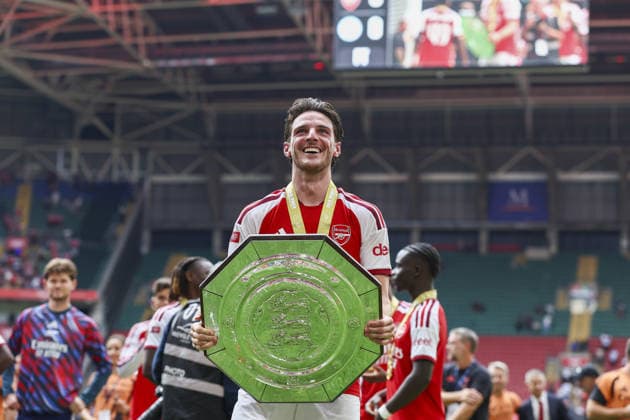 CARDIFF, WALES, AUG 16: Declan Rice of Arsenal celebrates with trophy after Arsenal win the FA Community Shield match between Arsenal and Manchester City at the Millennium Stadium in Cardiff, Wales on 16th of August (photo by Qian Jun Sports Press Photo)  Copyright: xQianxJun SportsxPressxPhotox Sportspressphoto_SPR209510