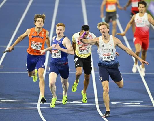 Belgian Daniel Segers (C) crosses the finish line at the final of the Men s 4x400m relay on the seventh and last day of the European Athletics Championships (August 10-18) in Birmingham, United Kingdom, on Sunday 16 August 2026. ERICxLALMAND  x183564460x