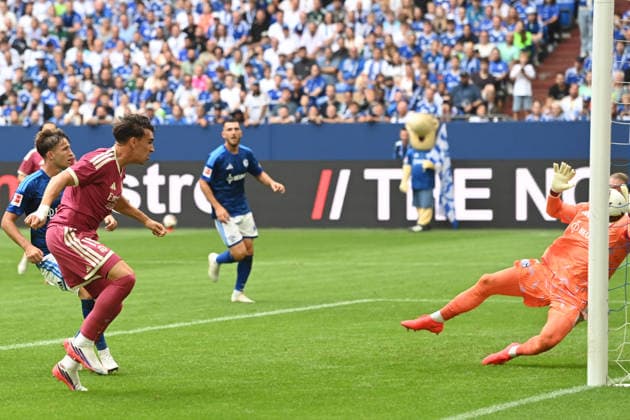 Carlos ESPI (Real Madrid) erzielt per Kopfball das Tor zum 0-3 gegen Torwart Loris KARIUS (GE) Fussball Freundschaftsspiel FC Schalke 04 - Real Madrid 0-3 am 16.08.2026 in der Veltins-Arena Gelsenkirchen Deutschland. DFL regulations prohibit any use of photographs as image sequences and or quasi-video Â *** Carlos ESPI of Real Madrid scores the goal to make it 0–3 with a header past goalkeeper Loris KARIUS GE in a soccer friendly match between FC Schalke 04 and Real Madrid (0–3) on August 16, 2026, at the Veltins Arena in Gelsenkirchen, Germany. DFL regulations prohibit any use of photographs as image sequences and or quasi-video.