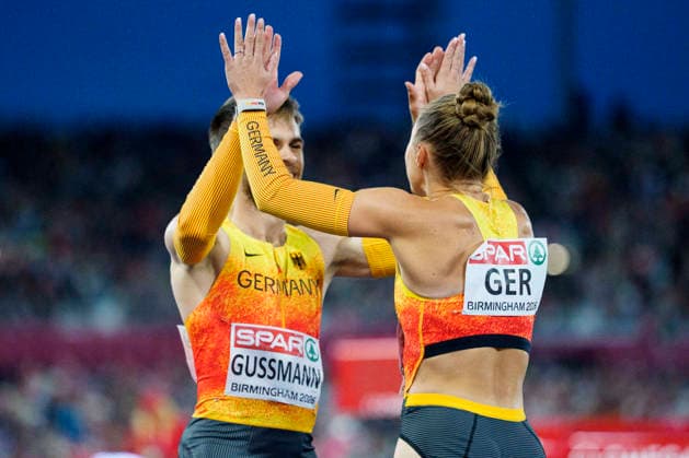 BIRMINGHAM, GREAT BRITAIN - AUGUST 16, 2026 : Silver for the 4x100m mixed relay: Heiko GUSSMANN (GER Germany) and Gina LÜCKENKEMPER (GER Germany) during the European Athletics Championships at Alexander Stadium on August 16, 2026 in Birmingham, Great Britain. Great Britain Copyright: xLeahxKohringx