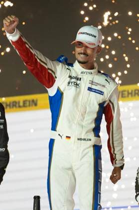London, United Kingdom. 16 August 2026. Driver 94 Pascal Wehrlein (Germany) (Porsche Formula E Team) raises his fist in celebration following is World Championship, WM, Weltmeisterschaft win after the Round 17 Race at the ABB FIA Formula E 2026 Hankuk London E-Prix at ExCeL London. Copyright: xDavidxSarmientox xVWPicsx DSG-1364