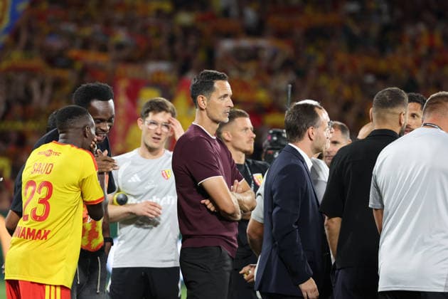 FOOTBALL : RC Lens vs Paris Saint-Germain - TrophÃ e des Champions - 16 08 2026 Dino TOPPMÖLLER (entraineur RC Lens) lors du match RC Lens vs Paris Saint-Germain, TrophÃ e des Champions, stade Bollaert-Delelis, le 16 aoÃ»t 2026 - photo Laurent Sanson PsnewZ  Copyright: xLaurentxSANSONx xPsnewZx
