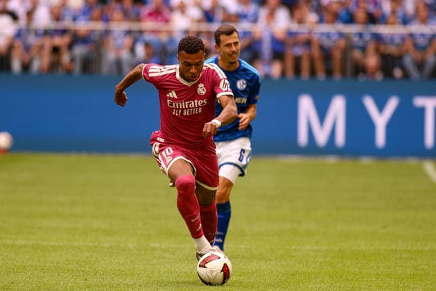 16.08.2026, GER, Fussball, Herren, Testspiel, Saison 2026 2027, FC Schalke 04 - Real Madrid CF Kylian MbappÃ (RMA) in Aktion am Ball, Einzelaktion *** August 16, 2026, GER, Soccer, Men s, Friendly, 2026–2027 Season, FC Schalke 04 vs. Real Madrid CF, Kylian Mbappé (RMA) in action with the ball, solo play Copyright: xSvenxHanischx