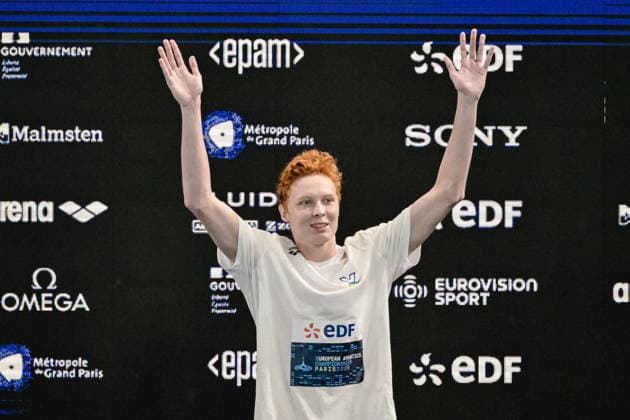 Nikita Baez of France, gold attends the medal ceremony of the Men™s 50m Freestyle Final during the European Aquatics Championships at the Olympic Aquatic Center in Paris (France), August 16, 2026. Giorgio Scala DBM - Deepbluemedia Insidefoto