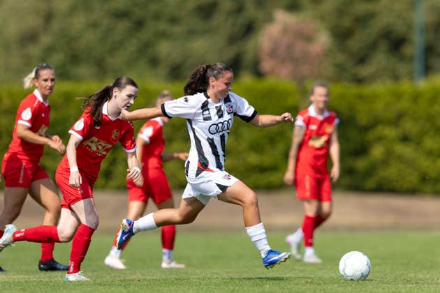 DFB-Pokal Playoffs Frauen: 1. FFV Erfurt vs. FC Ingolstadt 04; Erfurt; 16.08.2026 Mara Winter ( 2; FC Ingolstadt 04) DFB-Pokal Playoffs Frauen: 1. FFV Erfurt vs. FC Ingolstadt 04; Sportforum Johannesplatz Erfurt; 16.08.2026 DFB REGULATIONS PROHIBIT ANY USE OF PHOTOGRAPHS AS IMAGE SEQUENCES AND OR QUASI-VIDEO. *** DFB Cup Playoffs Women s 1: FFV Erfurt vs. FC Ingolstadt 04, Erfurt, August 16, 2026, Mara Winter 2, FC Ingolstadt 04, DFB Cup Playoffs Women s 1: FFV Erfurt vs. FC Ingolstadt 04, Sportforum Johannesplatz, Erfurt, August 16 August 16, 2026 DFB regulations prohibit any use of photographs as image sequences and or quasi-video Copyright: xBEAUTIFULxSPORTS Duehringx