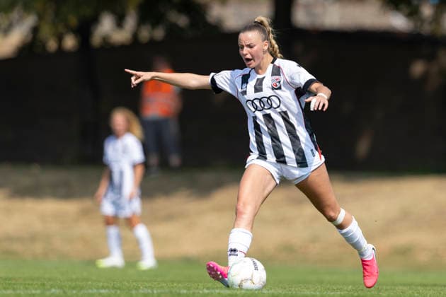 DFB-Pokal Playoffs Frauen: 1. FFV Erfurt vs. FC Ingolstadt 04; Erfurt; 16.08.2026 Jenny Beyer ( 8; FC Ingolstadt 04) DFB-Pokal Playoffs Frauen: 1. FFV Erfurt vs. FC Ingolstadt 04; Sportforum Johannesplatz Erfurt; 16.08.2026 DFB REGULATIONS PROHIBIT ANY USE OF PHOTOGRAPHS AS IMAGE SEQUENCES AND OR QUASI-VIDEO. *** DFB Cup Playoffs Women s 1: FFV Erfurt vs. FC Ingolstadt 04, Erfurt, August 16, 2026, Jenny Beyer 8, FC Ingolstadt 04, DFB Cup Playoffs Women s 1: FFV Erfurt vs. FC Ingolstadt 04, Sportforum Johannesplatz, Erfurt, 1August 6, 2026 DFB regulations prohibit any use of photographs as image sequences and or quasi-video Copyright: xBEAUTIFULxSPORTS Duehringx