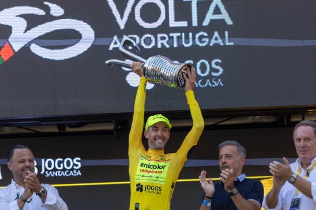87th Volta A Portugal - 10th Stage Alexis Guerin of France and Anicolor-Campicarn Cycling Team is seen celebrating the win during the 10th stage from Maia to Porto of the Volta a Portugal 2026 in Porto, Portugal, on August 16, 2026 Porto Porto Portugal  Copyright: xMiguelxLemosx originalFilename:lemos-87thvolt260816_np4vv.jpg
