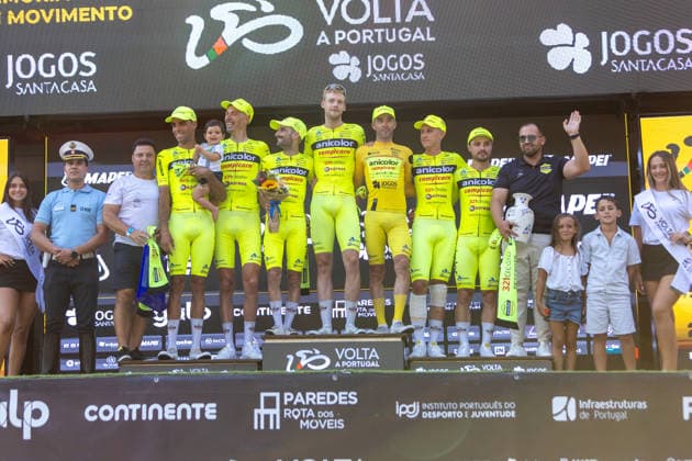 87th Volta A Portugal - 10th Stage Team Anicolor-Campicarn Cycling Team members celebrate the win during the 10th stage from Maia to Porto of the Volta a Portugal 2026 in Porto, Portugal, on August 16, 2026. Porto Porto Portugal  Copyright: xMiguelxLemosx originalFilename:lemos-87thvolt260816_np2mD.jpg