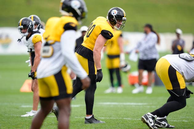 August 16, 2026, Latrobe, Pa, USA: August 16, 2026: T.J. Watt 90 during the Pittsburgh Steelers Training Camp at Saint Vincent College in Latrobe PA. NFL, American Football Herren, USA 2026: Steelers Training Camp AUG 16  - ZUMAa234 20260816_zsa_a234_074 Copyright: xAMGx