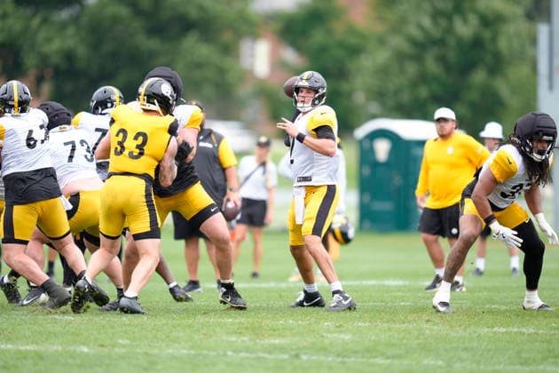 August 16, 2026, Latrobe, Pa, USA: August 16, 2026: Mason Rudolph 2 during the Pittsburgh Steelers Training Camp at Saint Vincent College in Latrobe PA. Latrobe USA - ZUMAa234 20260816_zsa_a234_061 Copyright: xAMGx