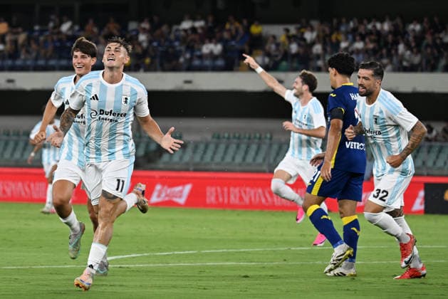 Hellas Verona v Virtus Entella - Coppa Italia Bernat Guiu of Virtus Entella Chiavari celebrates after scoring a goal during the soccer match between Hellas Verona FC and Virtus Entella Chiavari, leg 32 of the Frecciarossa Italian Cup 2026 2027, at Marcantonio Bentegodi Stadium in Verona, Italy, on August 16, 2026. Verona Italy Italy  Copyright: xRobertoxTommasinix originalFilename:tommasini-hellasve260816_npHVo.jpg