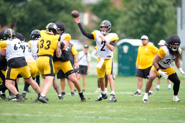 August 16, 2026, Latrobe, Pa, USA: August 16, 2026: Mason Rudolph 2 during the Pittsburgh Steelers Training Camp at Saint Vincent College in Latrobe PA. NFL, American Football Herren, USA 2026: Steelers Training Camp AUG 16  - ZUMAa234 20260816_zsa_a234_110 Copyright: xAMGx