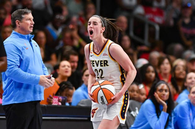 ATLANTA, GA - AUGUST 16: Caitlin Clark 22 of Indiana reacts during the WNBA, Basketball Damen, USA game between the Indiana Fever and the Atlanta Dream on August 16th, 2026 at State Farm Arena in Atlanta, GA. (Photo by Rich von Biberstein Icon Sportswire) WNBA: AUG 16 Indiana Fever at Atlanta Dream EDITORIAL USE ONLY Icon260816021