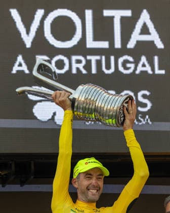 87th Volta A Portugal - 10th Stage French cyclist Alexis Guerin of Anicolor Campicarn celebrates on the podium after winning the general classification of the 87th Volta a Portugal, following the final stage from Maia to Porto, Portugal, on August 16, 2026. Porto Portugal  Copyright: xEduardoxAlmeidax originalFilename:almeida-notitle260816_npP8O.jpg