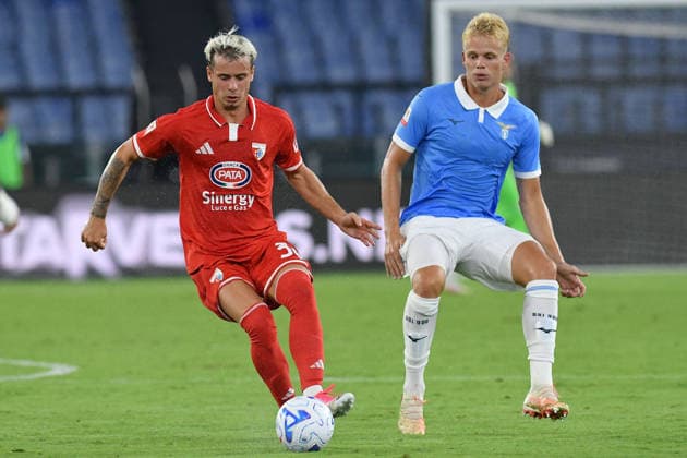 SOCCER - Coppa Italia - SS Lazio vs. Mantova 1911 Photo by IPA ABACAPRESS.COM87557792 - Davide Bragantini of Mantova 1911 and Oliver Provstgaard of SS Lazio during the Round of 32 match of the Coppa Italia between Lazio and Mantova at the Stadio Olimpico. Rome (Italy), August 16, 2026 Mattia Vian Rome Italy  Copyright: xIPAxSport ABACAx