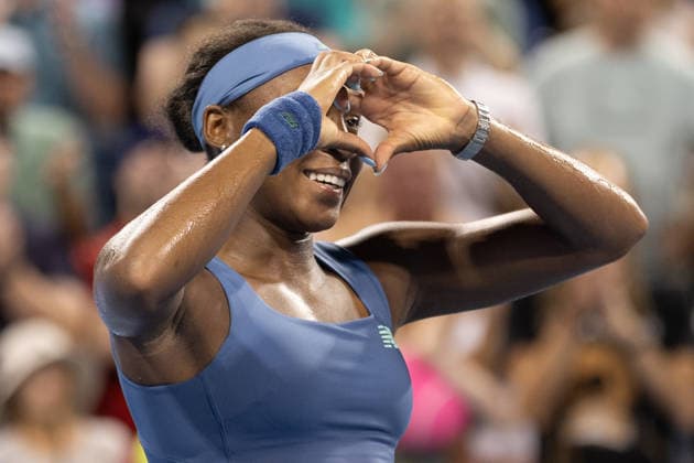 MASON, OHIO - AUGUST 16: Coco Gauff of United States gestures a heart during day six of the Cincinnati Open at the Lindner Family Tennis Center on August 16, 2026 in Mason, Ohio.  Copyright: xShainaxBenhiyoun SPPx Sportspressphoto_SPR209982