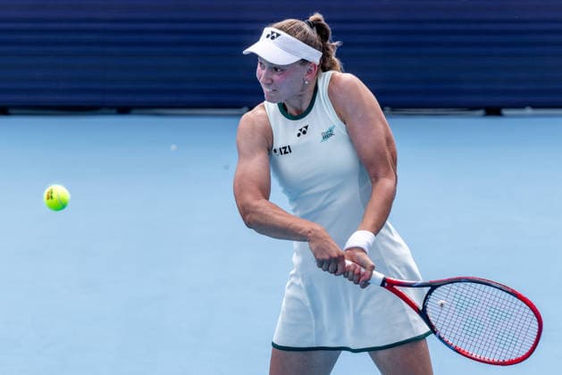 August 16, 2026, Mason, Ohio, U.S: Elena Rybakina (KAZ) hits a two-handed backhand during SundayÃ¢â‚¬â ¢s second round of the Cincinnati Open at the Lindner Family Tennis Center , Mason, Oh. Mason U.S - ZUMAs304 20260816_zaf_s304_143 Copyright: xScottxStuartx