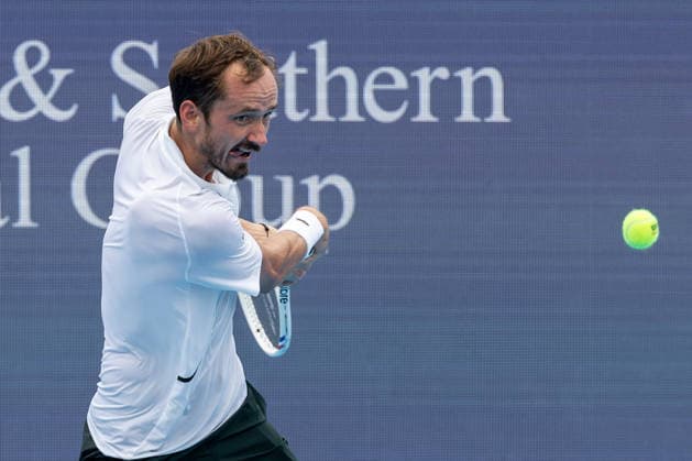 August 16, 2026, Mason, Ohio, U.S: Daniil Medvedev (RUS) hits a two-handed backhand during SundayÃ¢â‚¬â ¢s second round of the Cincinnati Open at the Lindner Family Tennis Center , Mason, Oh. Mason U.S - ZUMAs304 20260816_zaf_s304_164 Copyright: xScottxStuartx