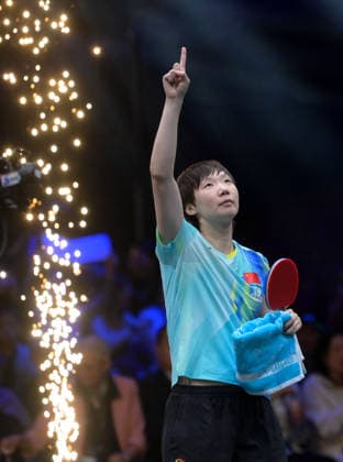 (260817) -- MALMO, Aug. 17, 2026 -- Wang Manyu of China celebrates after winning the women s singles final match against Wang Yidi of China at the WTT Europe Smash Sweden 2026 in Malmo, Sweden, Aug. 16, 2026. ) (SP)SWEDEN-MALMO Table tennis, Tischtennis WTT EUROPE SMASH 2026-WOMEN SINGLES WengxXinyang 