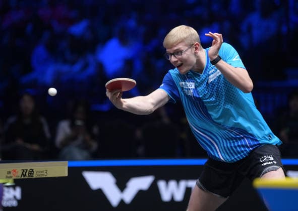 (260817) -- MALMO, Aug. 17, 2026 -- Felix Lebrun of France hits a return during the men s singles final match between Felix Lebrun of France and Harimoto Tomokazu of Japan at the WTT Europe Smash Sweden 2026 in Malmo, Sweden, Aug. 16, 2026. ) (SP)SWEDEN-MALMO Table tennis, Tischtennis WTT EUROPE SMASH 2026-MEN SINGLES WengxXinyang 