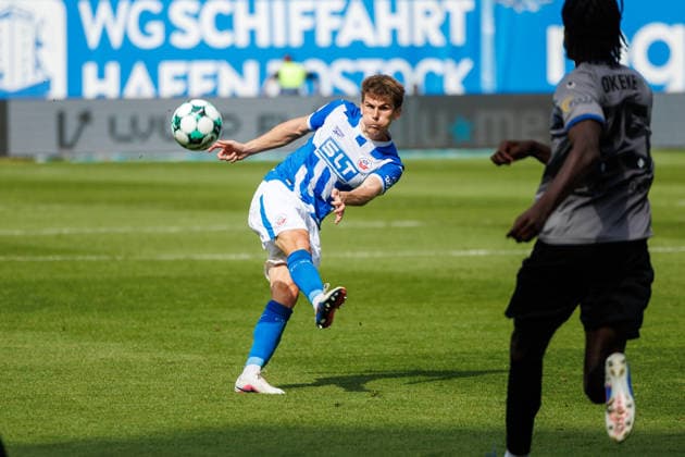 Florian Bohnert (Rostock) ; GER, FC Hansa Rostock vs. SV Waldhof Mannheim, Fußball, Männer, 3.Liga, 02.Spieltag, Spielzeit 2026 2027, 16.08.2026 Rostock Ostseestadion Mecklenburg - Vorpommern Deutschland *** Florian Bohnert, Rostock, GER; FC Hansa Rostock vs. SV Waldhof Mannheim; Soccer; Men; 3rd Division; Matchday 2; 2026–2027 Season; August 16, 2026; Rostock Ostseestadion, Mecklenburg-Western Pomerania, Germany