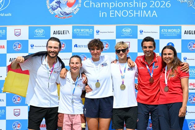 (L-R) Theresa Lffler & Christopher Hoerr (GER), Martin Wrigley & Bettine Harris (GBR), Jordi Xammar Hernndez & Marta Cardona Alcntara (ESP), AUGUST 17, 2026 - Sailing : 2026 470 Class World Championship, WM, Weltmeisterschaft Mixed 470 SeriesAward ceremony at Enoshima Yacht Harbour in Kanagawa, Japan. Noxthirdxpartyxsales  aflo_341225653 KenjiroxMatsuox